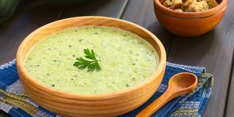 Cabbage and zucchini puree soup is a great dish for the stomach on a hypoallergenic diet