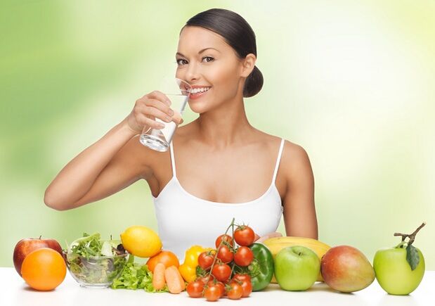 The principle of the water diet is adherence to the rules of drinking, coupled with the use of healthy food